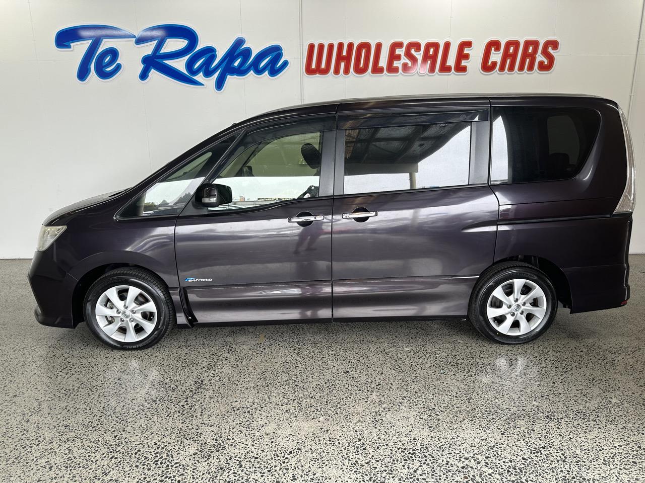 2012 Nissan Serena