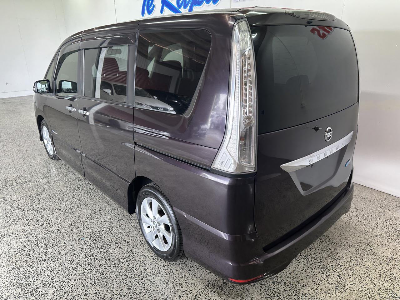 2012 Nissan Serena