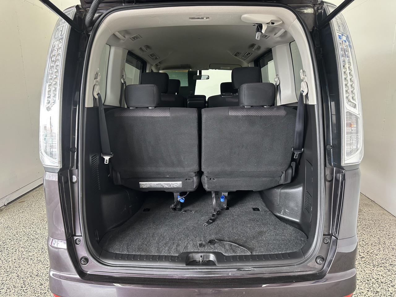 2012 Nissan Serena