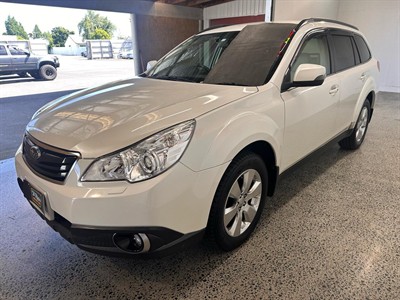 2012 Subaru Outback - Thumbnail