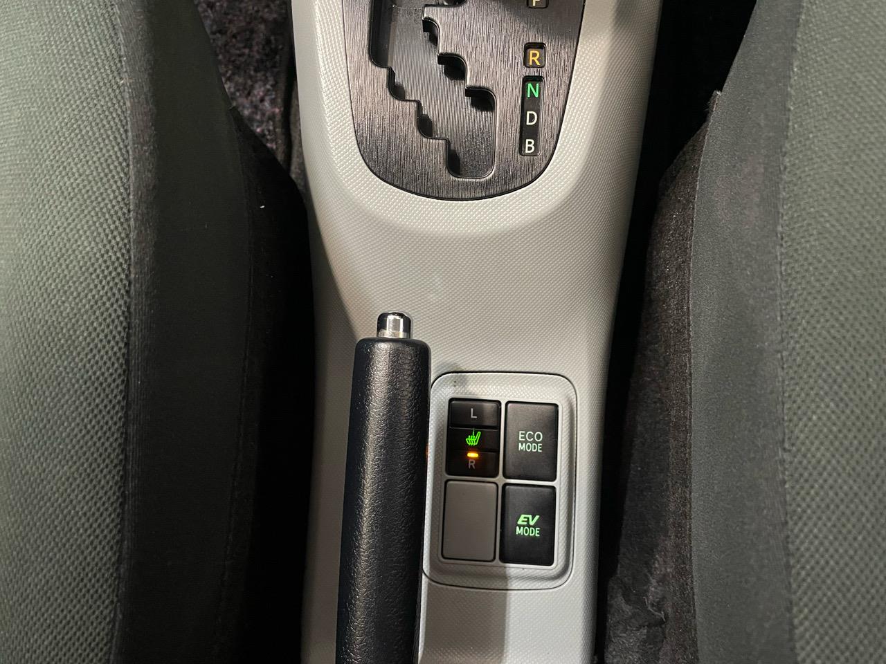 2012 Toyota AQUA