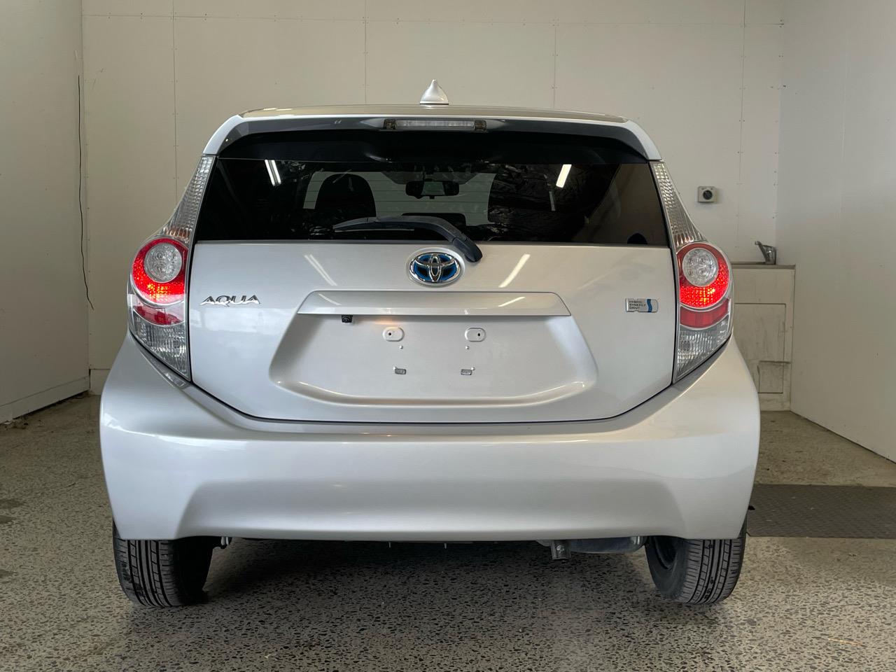 2012 Toyota AQUA