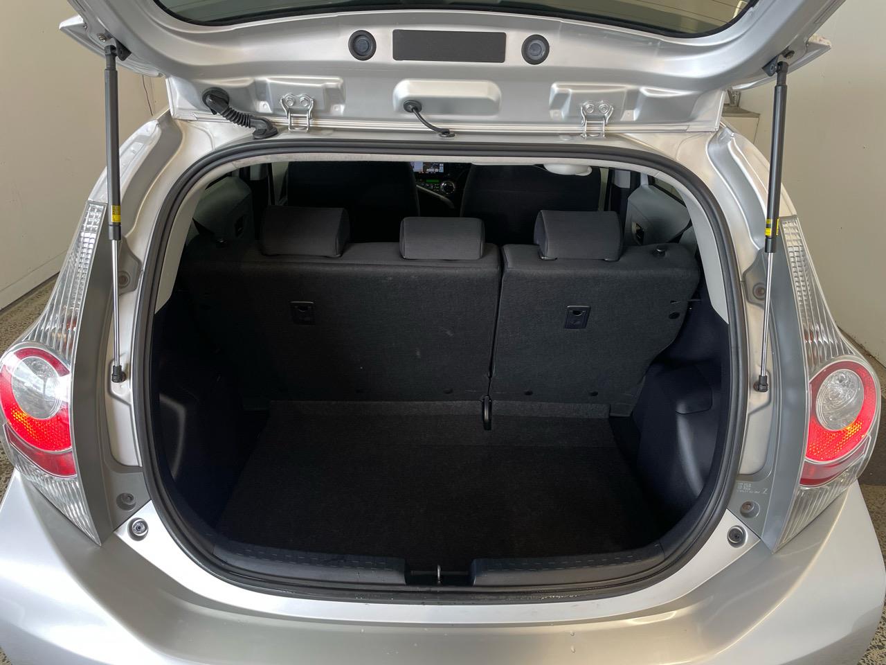 2012 Toyota AQUA