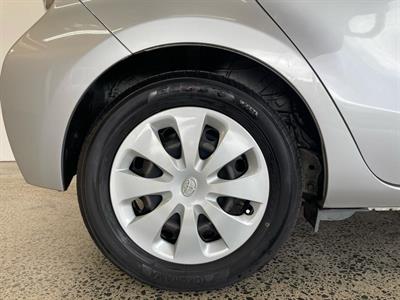 2012 Toyota AQUA - Thumbnail