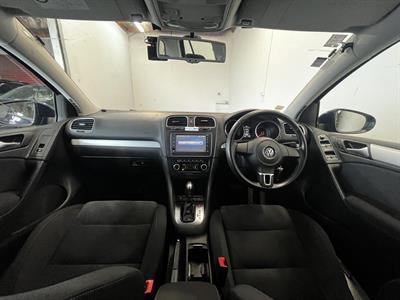2012 Volkswagen Golf - Thumbnail