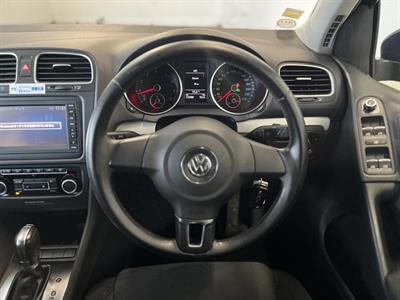 2012 Volkswagen Golf - Thumbnail