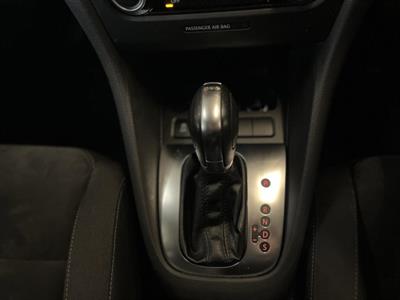 2012 Volkswagen Golf - Thumbnail