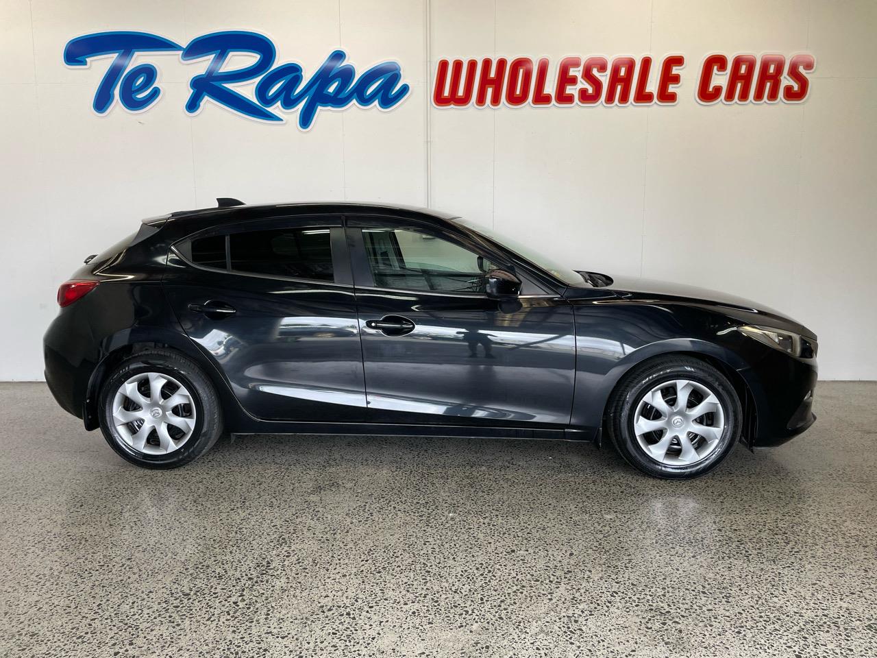 2014 Mazda Axela