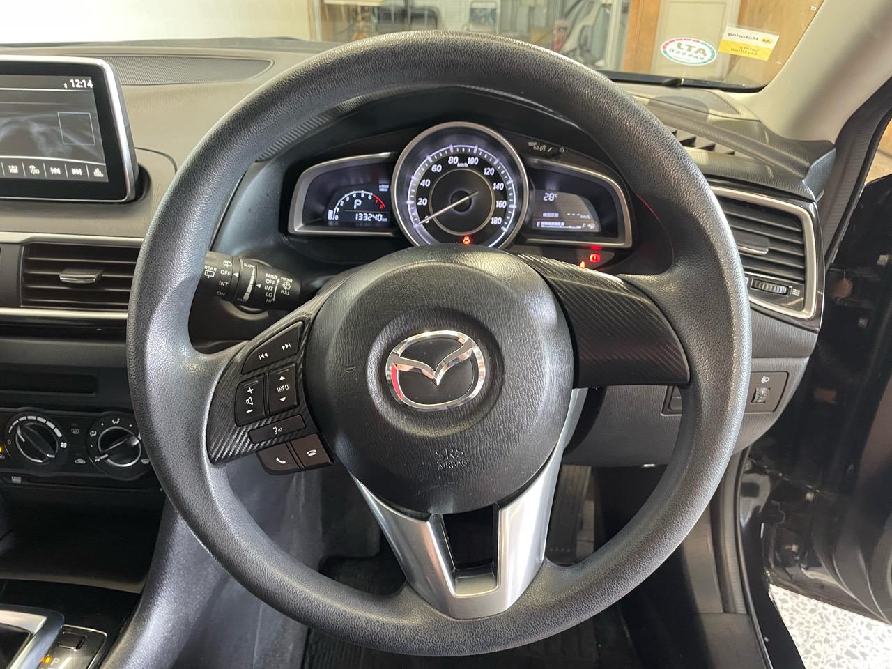 2014 Mazda Axela