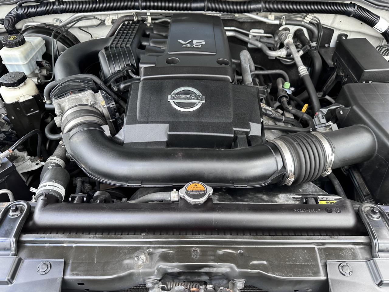2010 Nissan NAVARA