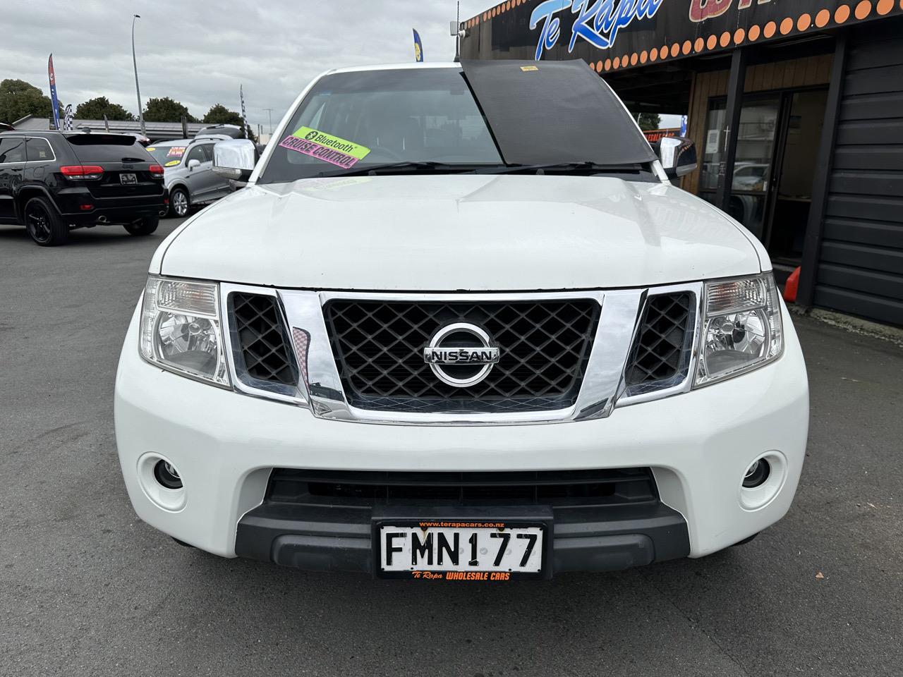 2010 Nissan NAVARA