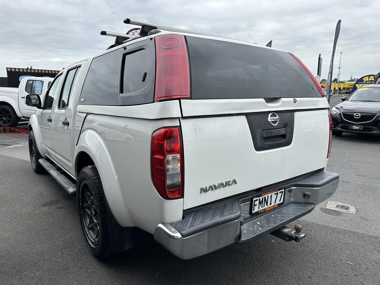 2010 Nissan NAVARA
