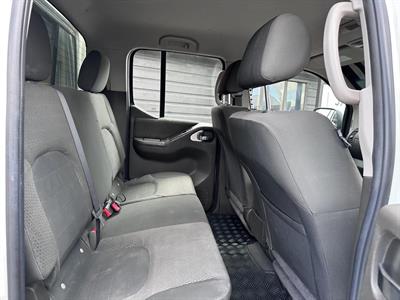 2010 Nissan NAVARA - Thumbnail