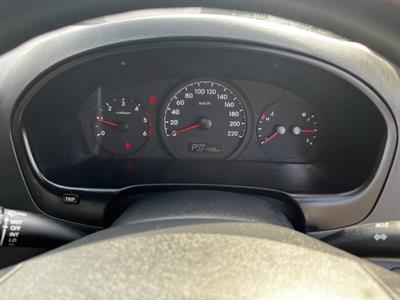 2017 Hyundai Iload - Thumbnail