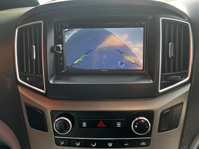 2017 Hyundai Iload - Thumbnail