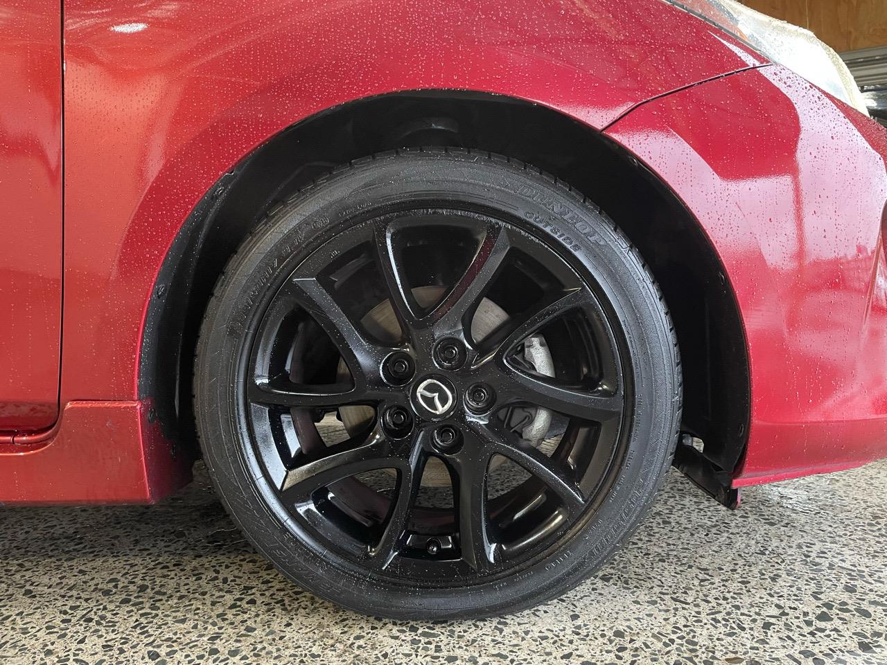2013 Mazda Axela