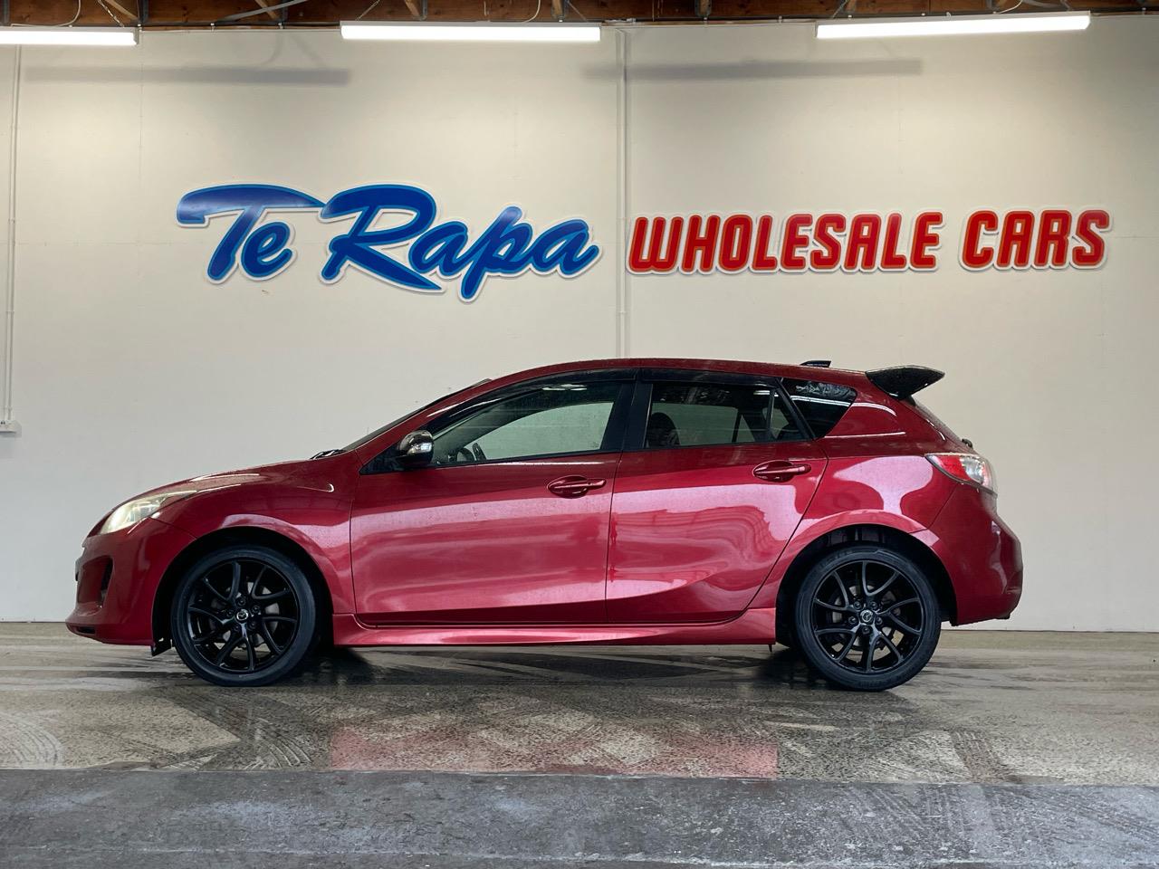 2013 Mazda Axela