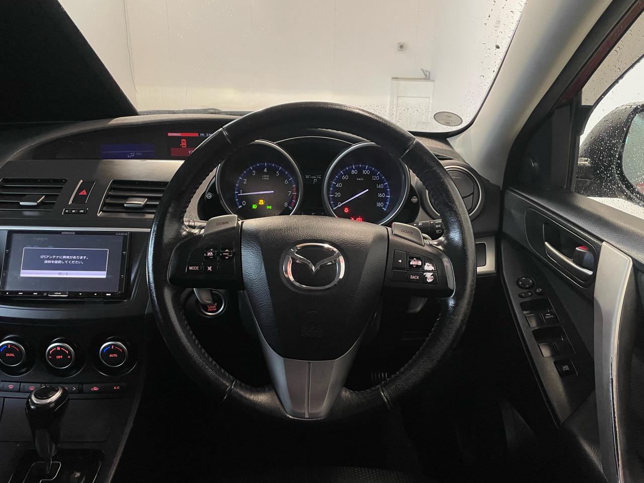2013 Mazda Axela