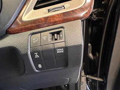 2017 Hyundai Santa Fe - Thumbnail