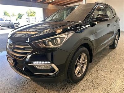 2017 Hyundai Santa Fe - Thumbnail