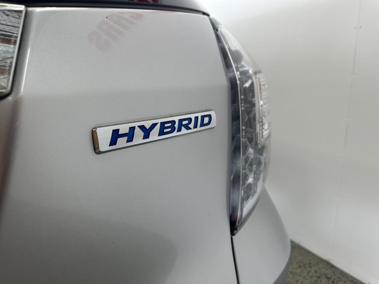 2012 Honda Fit Shuttle Hybrid