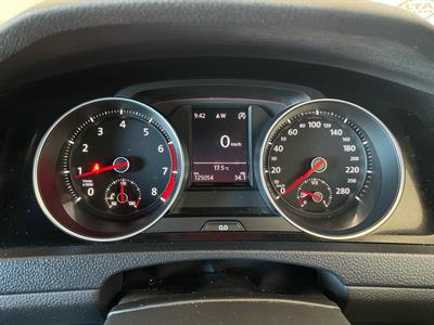 2014 Volkswagen Golf - Thumbnail