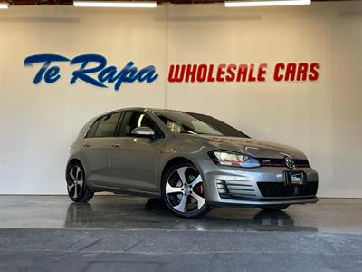 2014 Volkswagen Golf - Thumbnail