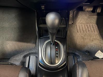 2012 Honda Fit Shuttle - Thumbnail