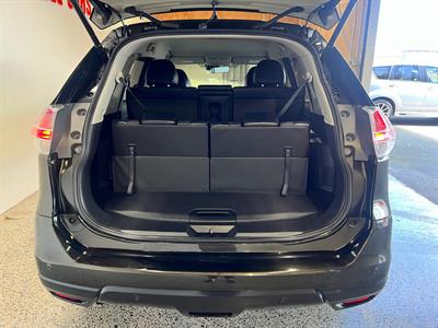 2017 Nissan X-Trail - Thumbnail