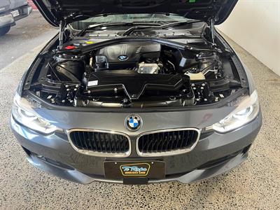 2014 BMW 320i - Thumbnail
