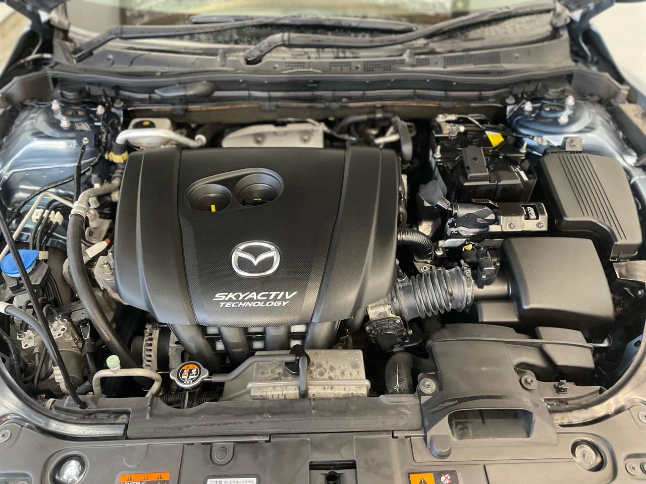 2014 Mazda Atenza