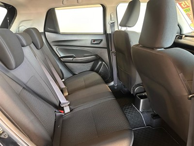 2017 Suzuki Swift - Thumbnail