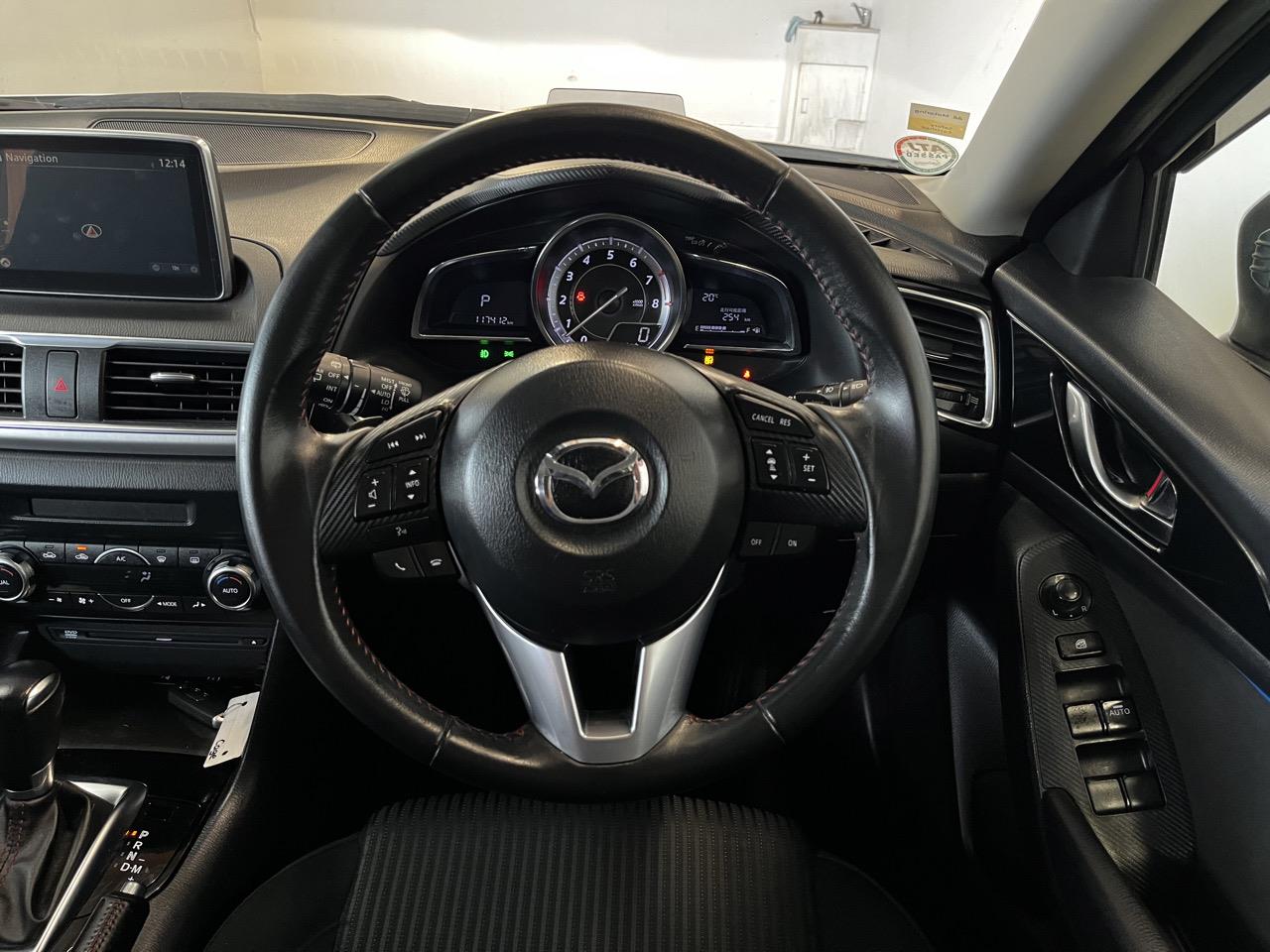 2014 Mazda Axela