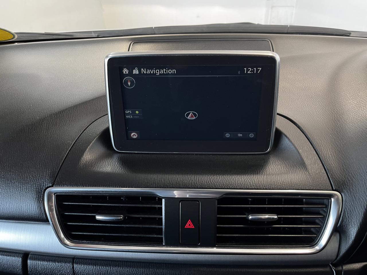 2014 Mazda Axela