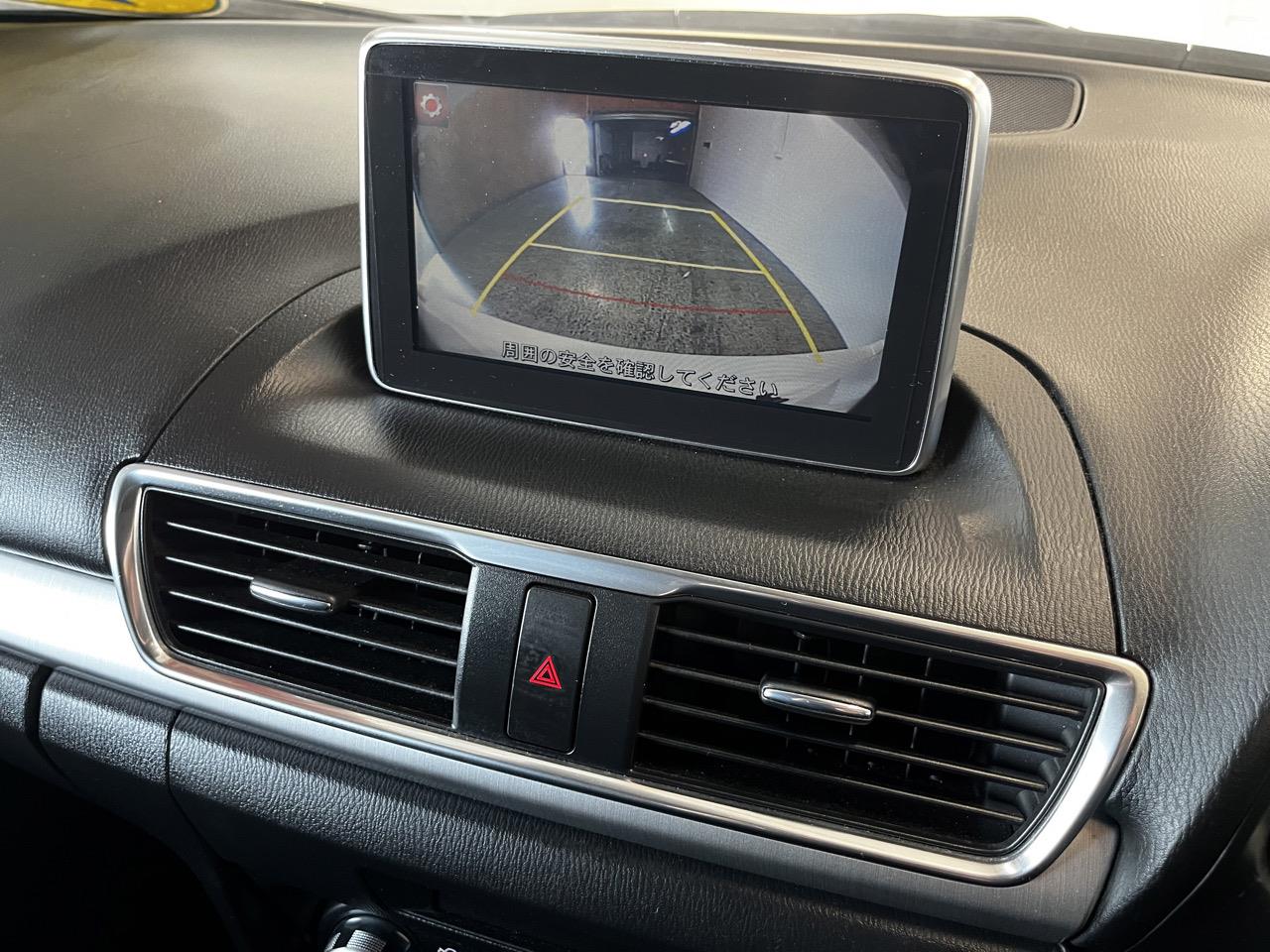 2014 Mazda Axela