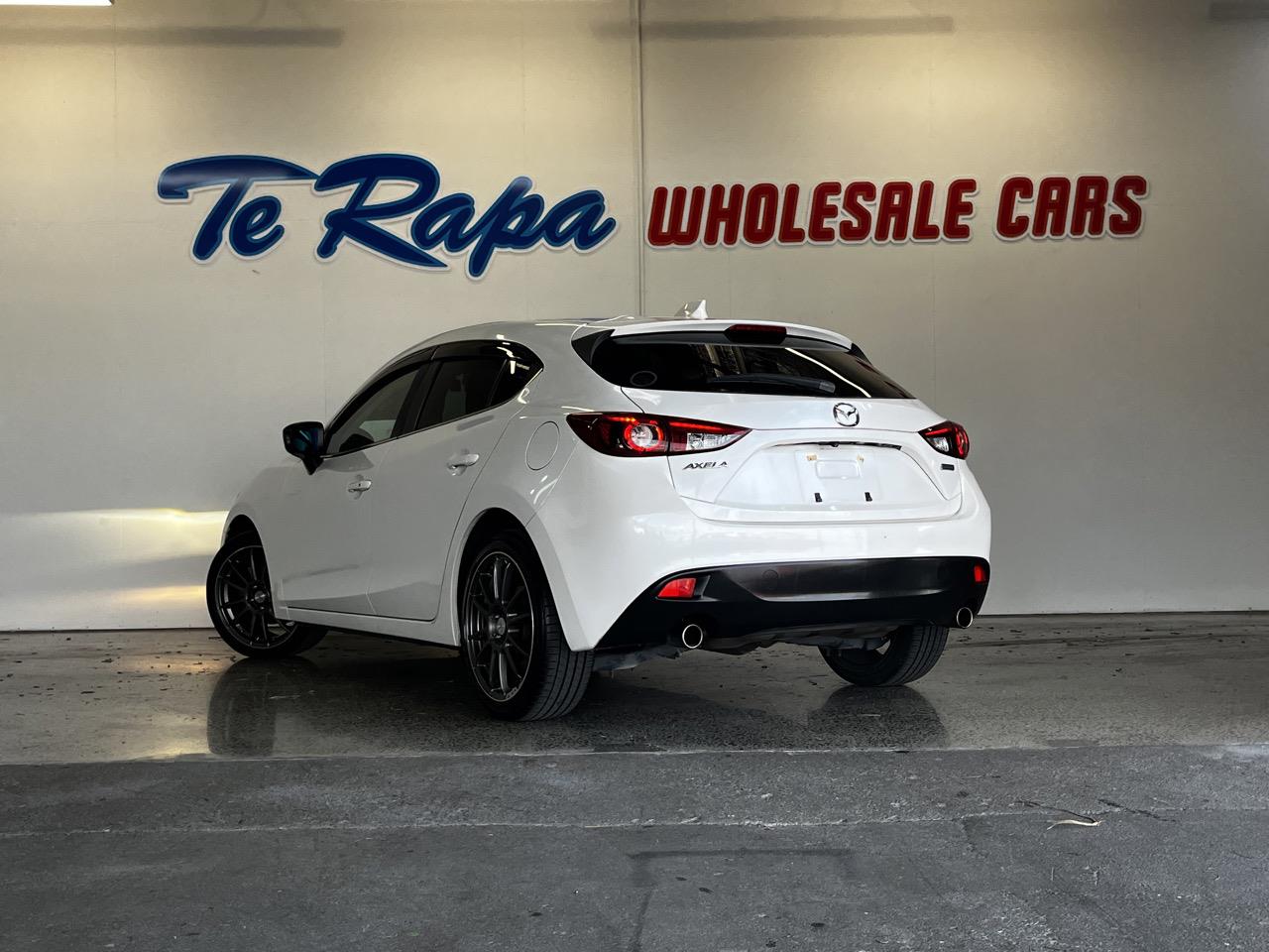 2014 Mazda Axela