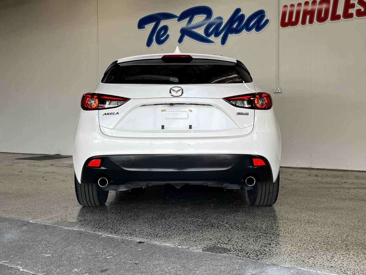 2014 Mazda Axela