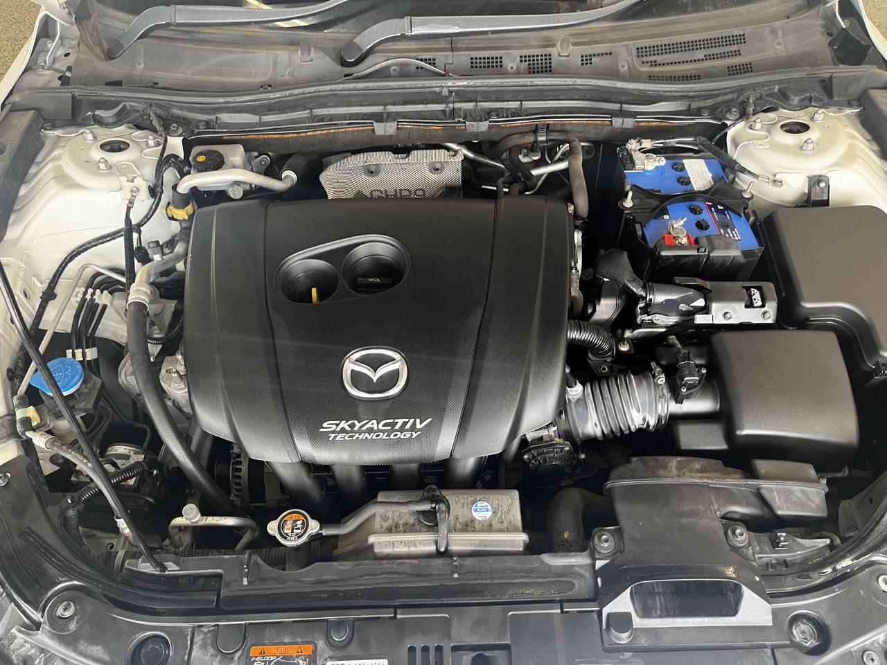2014 Mazda Axela