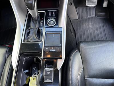 2019 Mitsubishi Eclipse Cross - Thumbnail