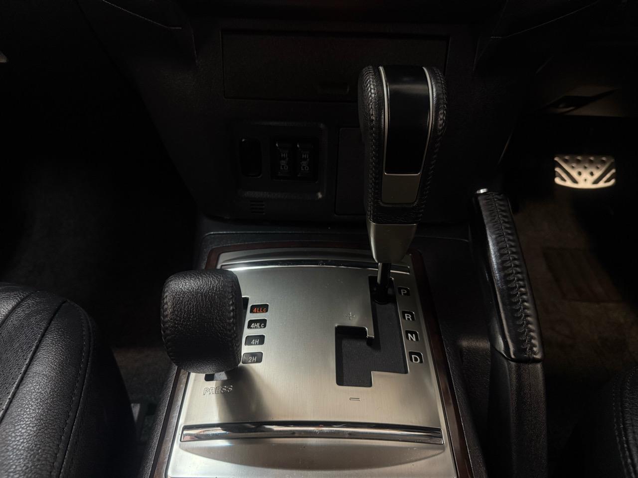 2014 Mitsubishi Pajero