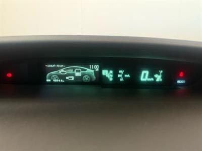 2012 Toyota Prius - Thumbnail