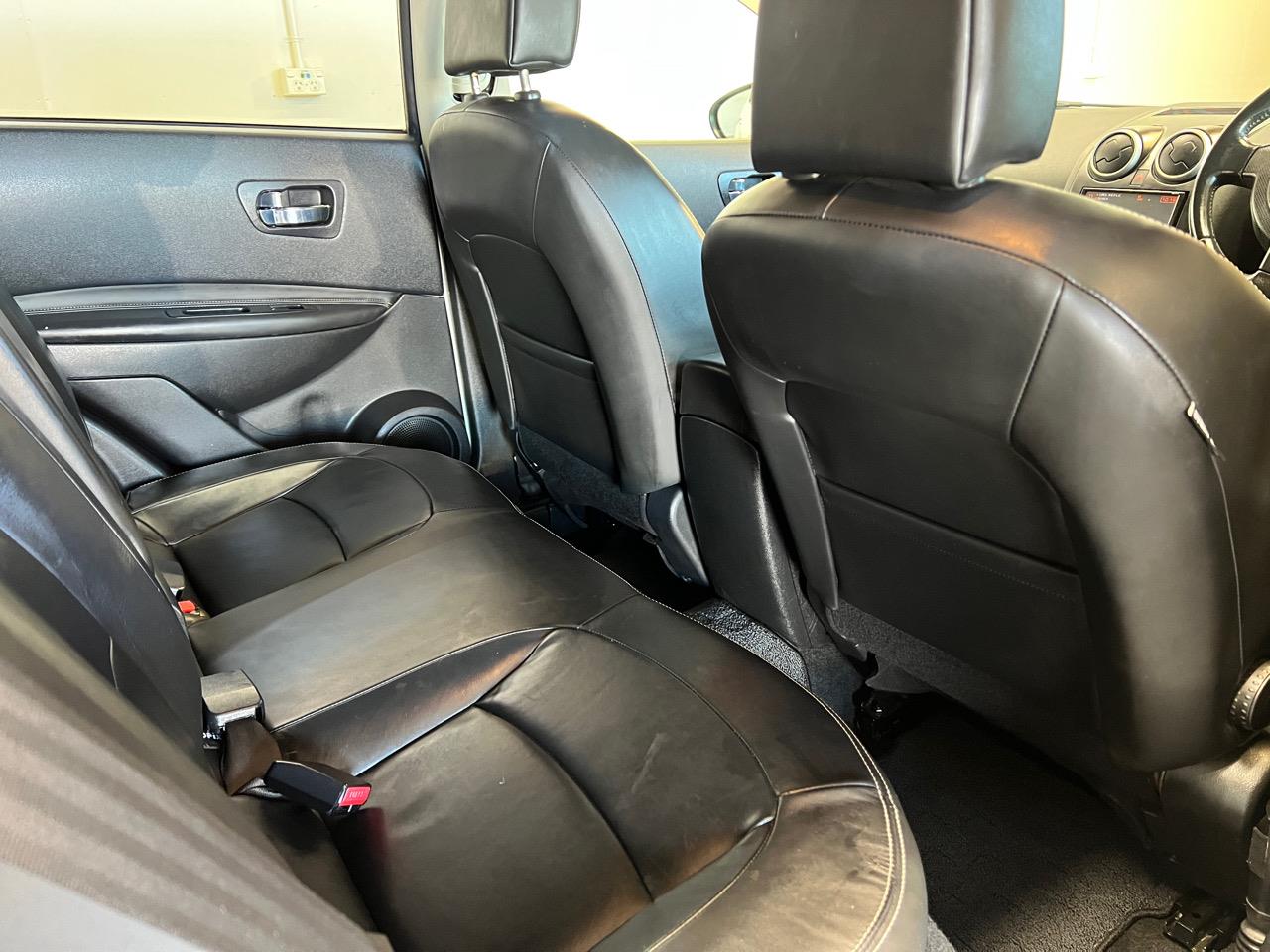 2012 Nissan Dualis
