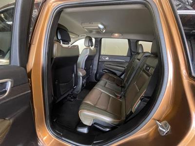 2011 Chrysler GRAND CHEROKEE - Thumbnail