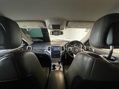 2011 Chrysler GRAND CHEROKEE - Thumbnail
