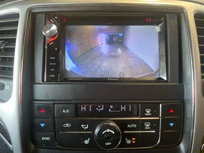 2011 Chrysler GRAND CHEROKEE - Thumbnail