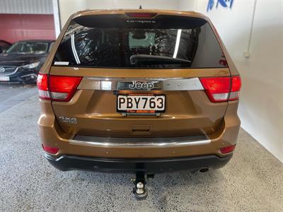2011 Chrysler GRAND CHEROKEE - Thumbnail