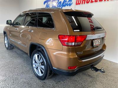2011 Chrysler GRAND CHEROKEE - Thumbnail