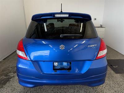 2014 Suzuki Swift - Thumbnail