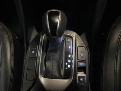 2013 Hyundai Santa Fe - Thumbnail