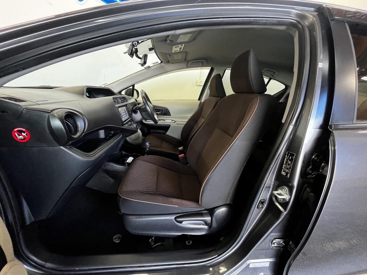 2012 Toyota AQUA